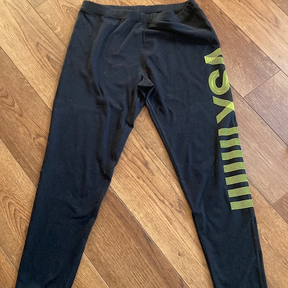 Victoria’s Secret sport leggings
